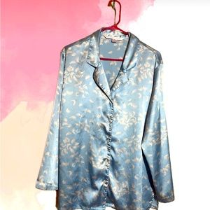 VICTORIA’S SECRET SATIN PAJAMA SET